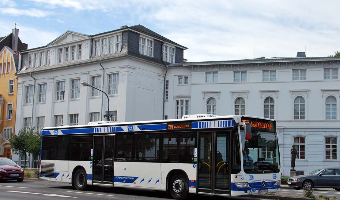 Ein Bus der Rurtalbus unterwegs in Düren